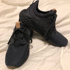 New balance Cruz foam black shoes. 7.5